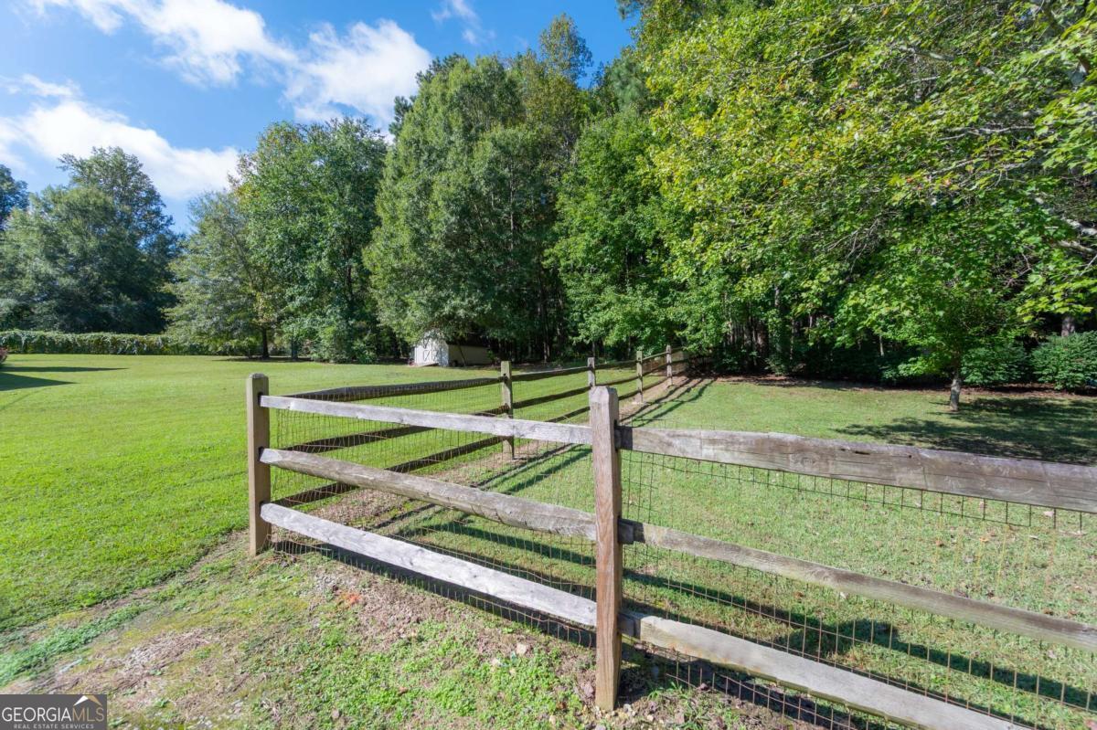 2526 New Macland Road Property Photo 24