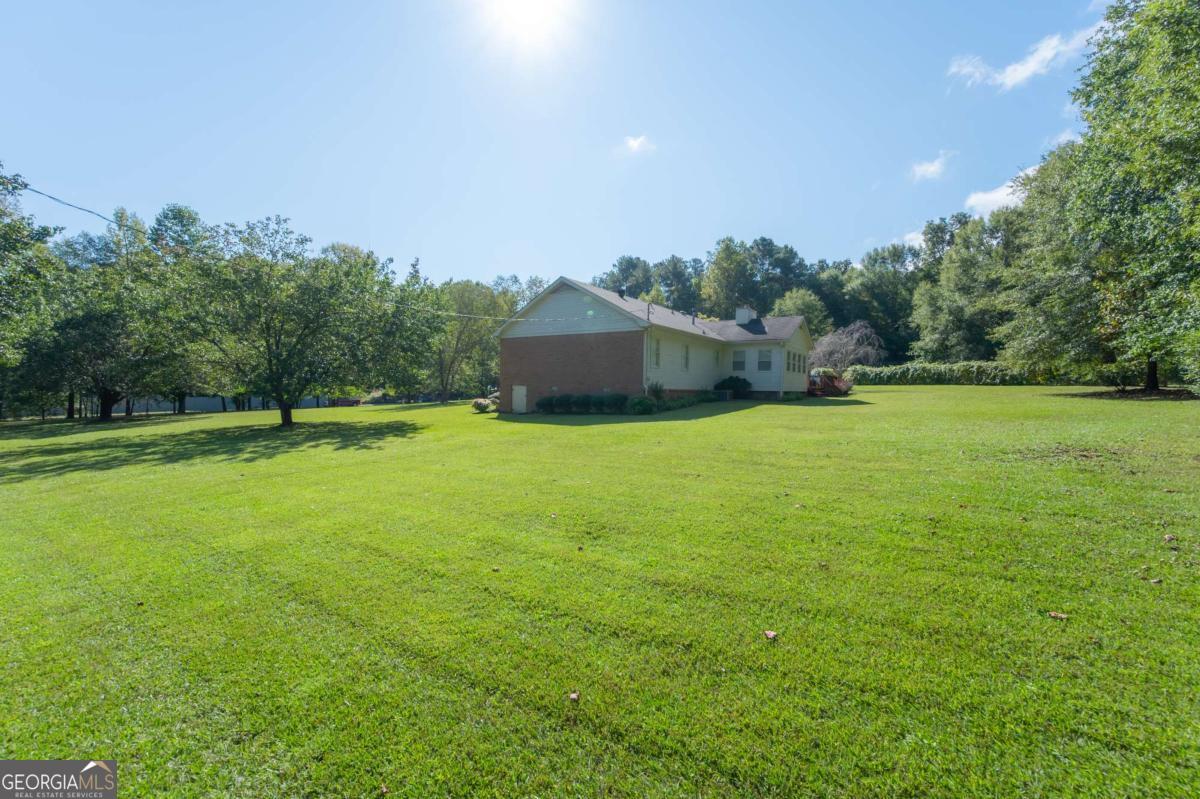 2526 New Macland Road Property Photo 25
