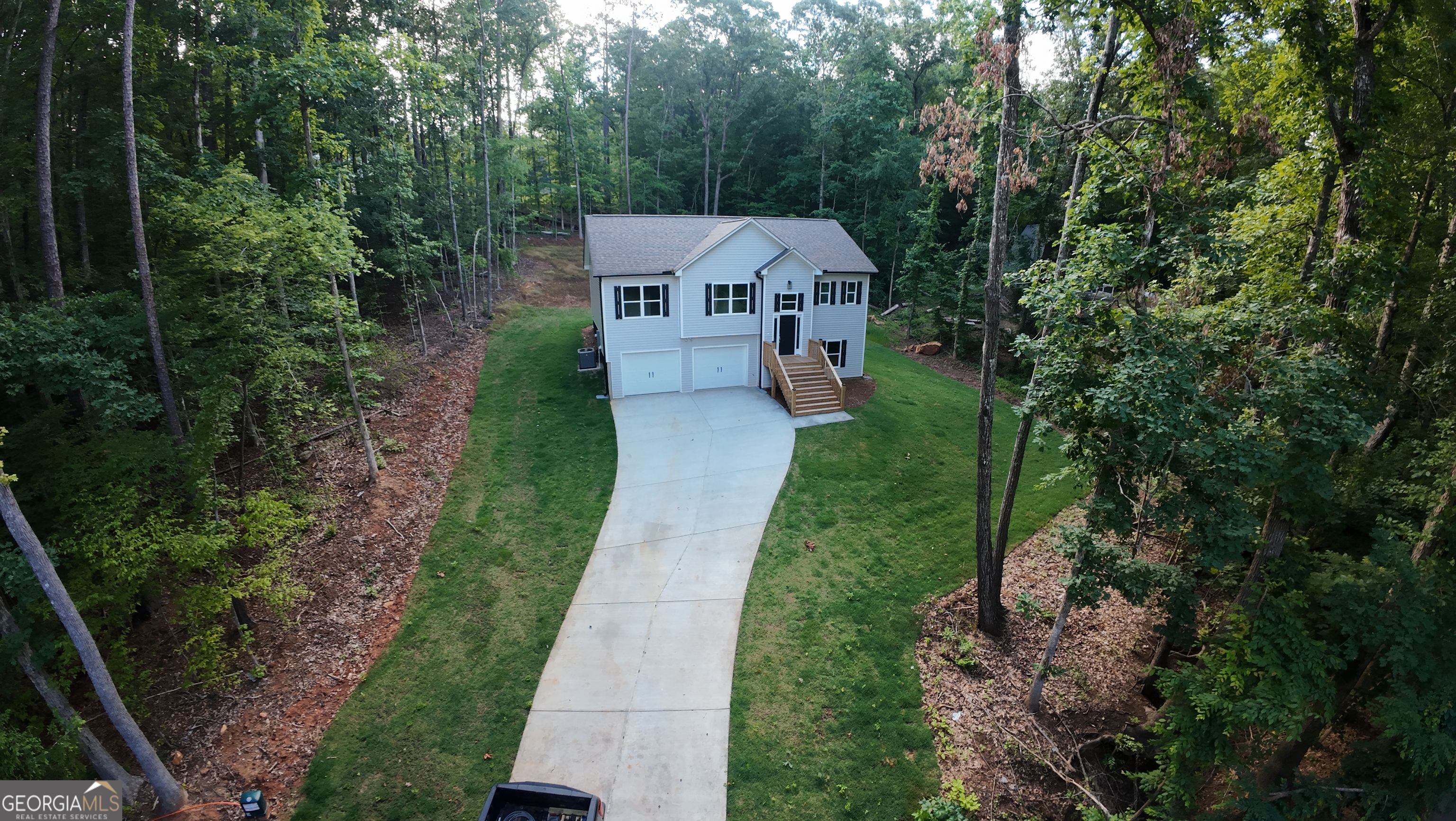 1034 Whip-poor-will Road Property Photo 3