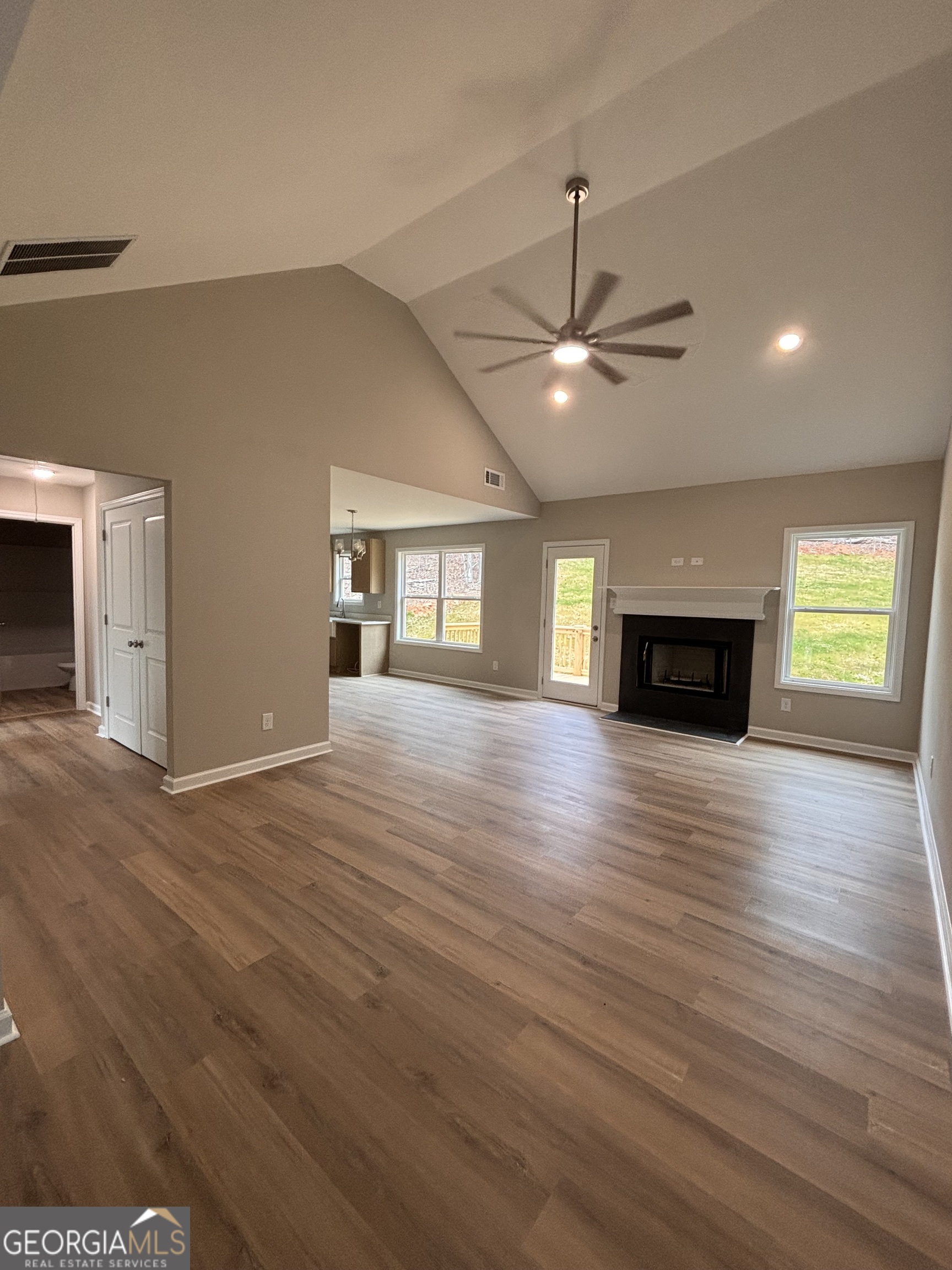 1034 Whip-poor-will Road Property Photo 5