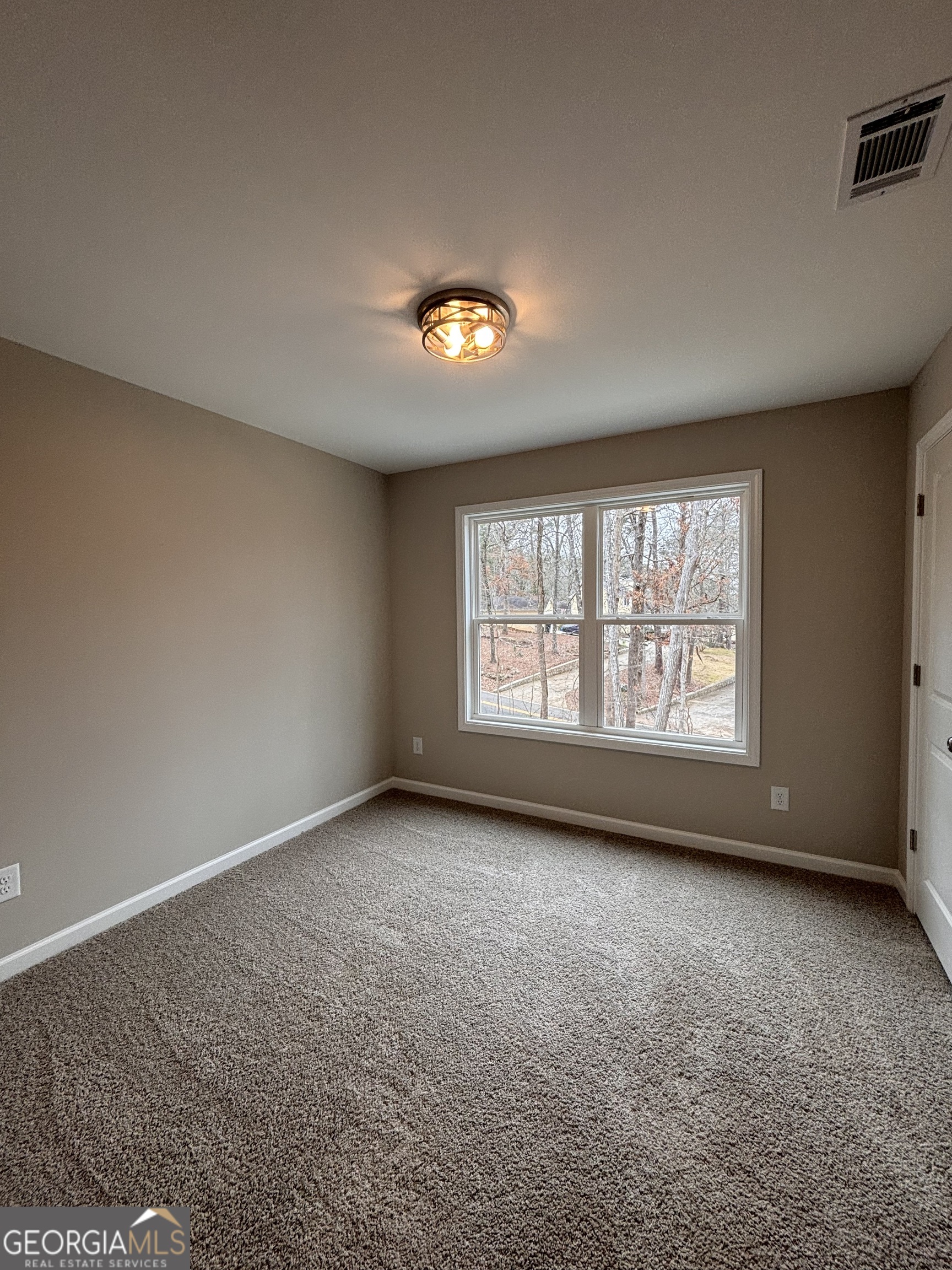 1034 Whip-poor-will Road Property Photo 11