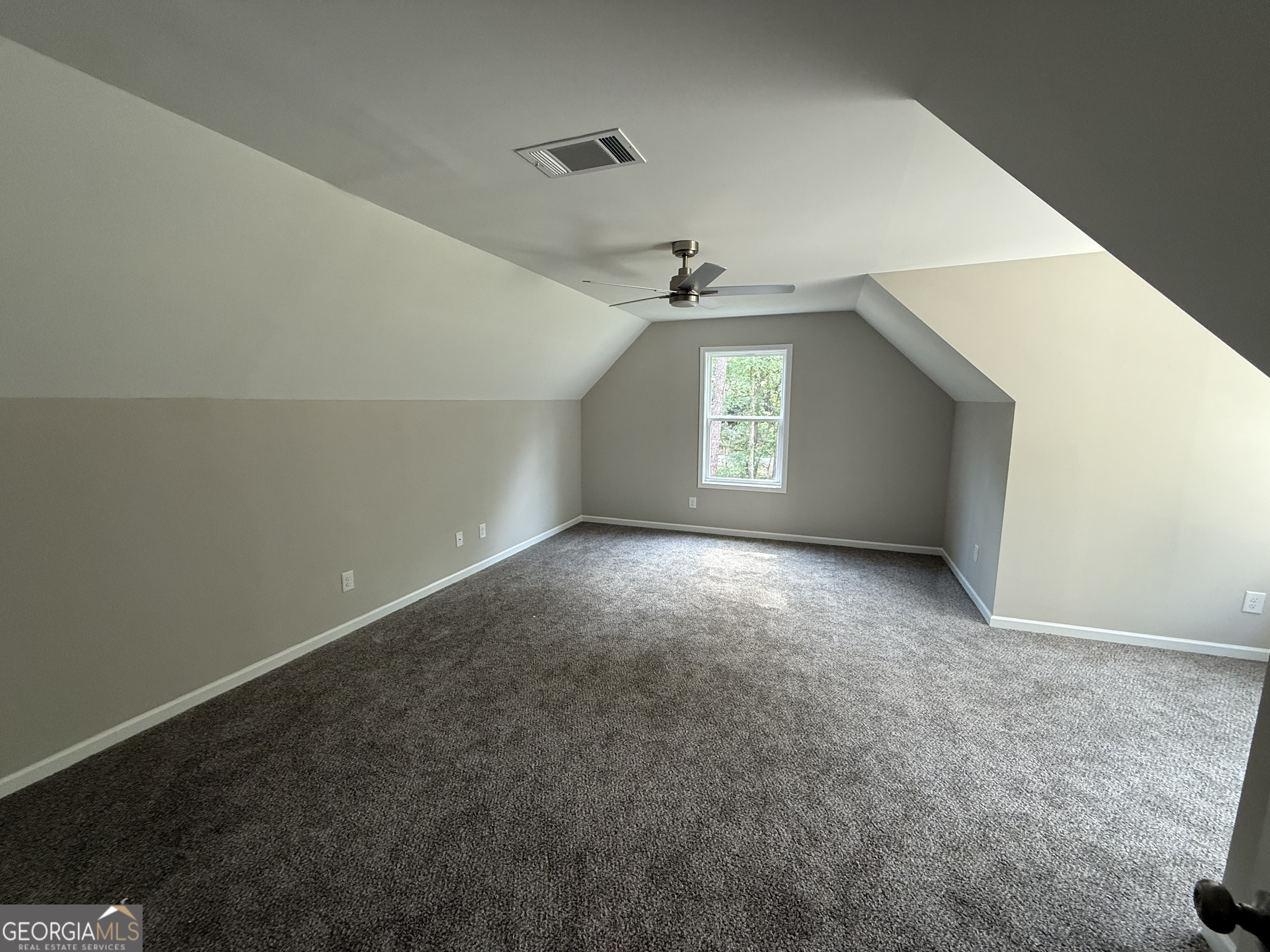 15 Oriole Circle Property Photo 17