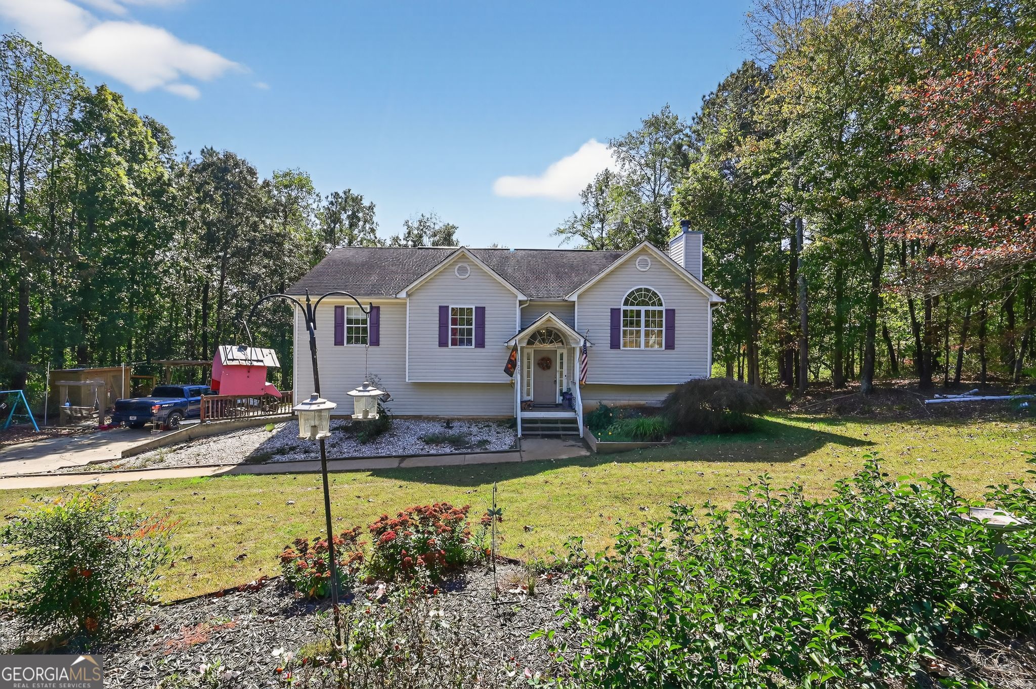 208 Black Walnut Drive Property Photo 1