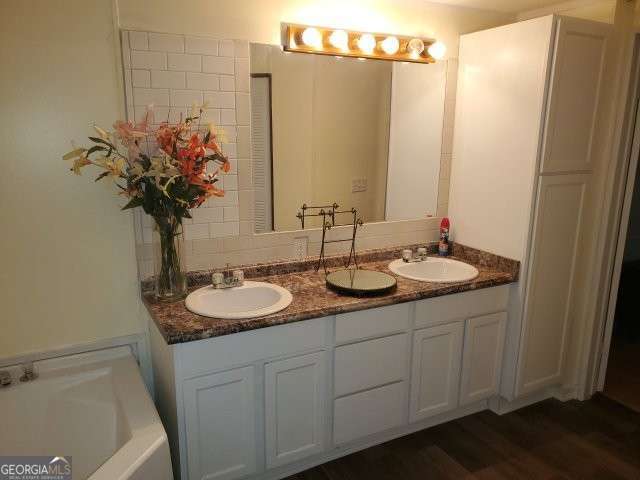 339 Chapel Hill Circle # 15 Property Photo 17