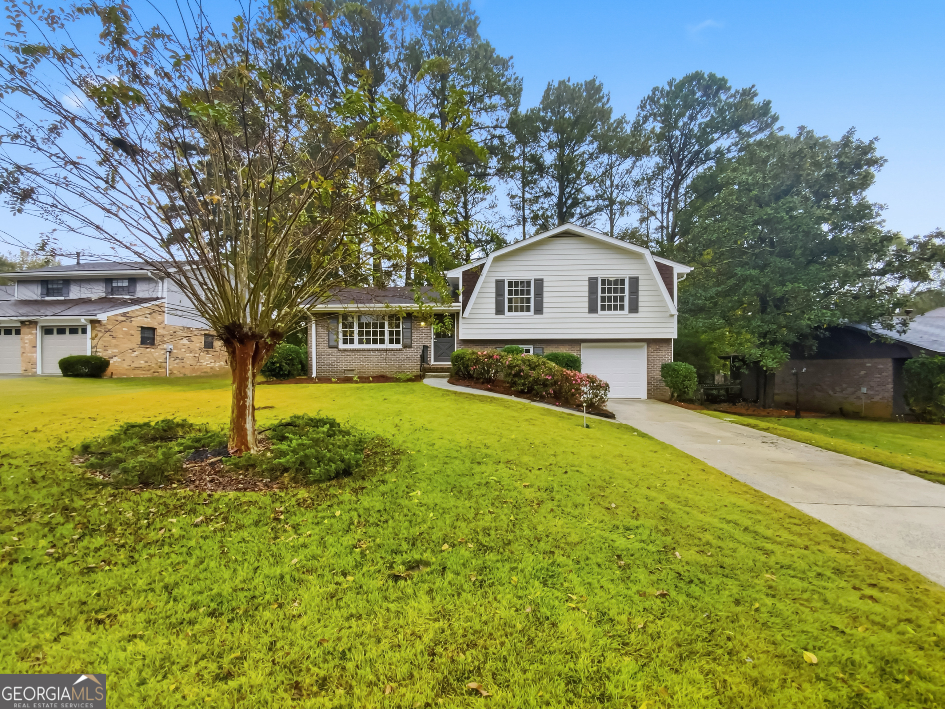 2217 Willoby Court Property Photo 1