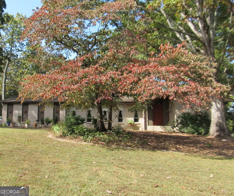 3014 Barcelona Way Property Photo 2