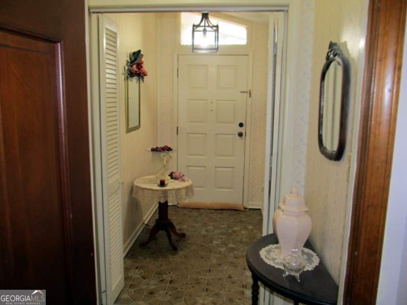 3014 Barcelona Way Property Photo 8
