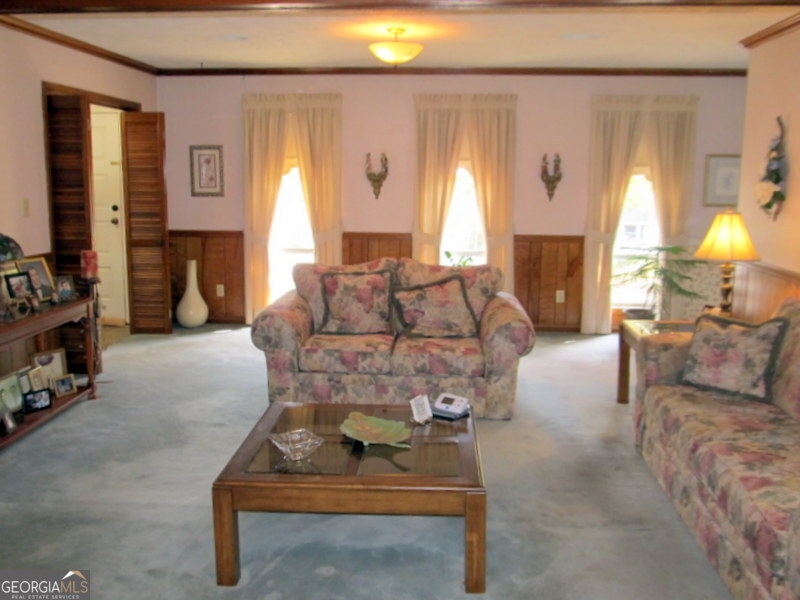 3014 Barcelona Way Property Photo 11