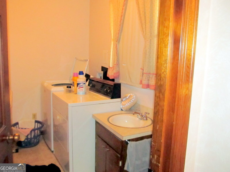 3014 Barcelona Way Property Photo 17