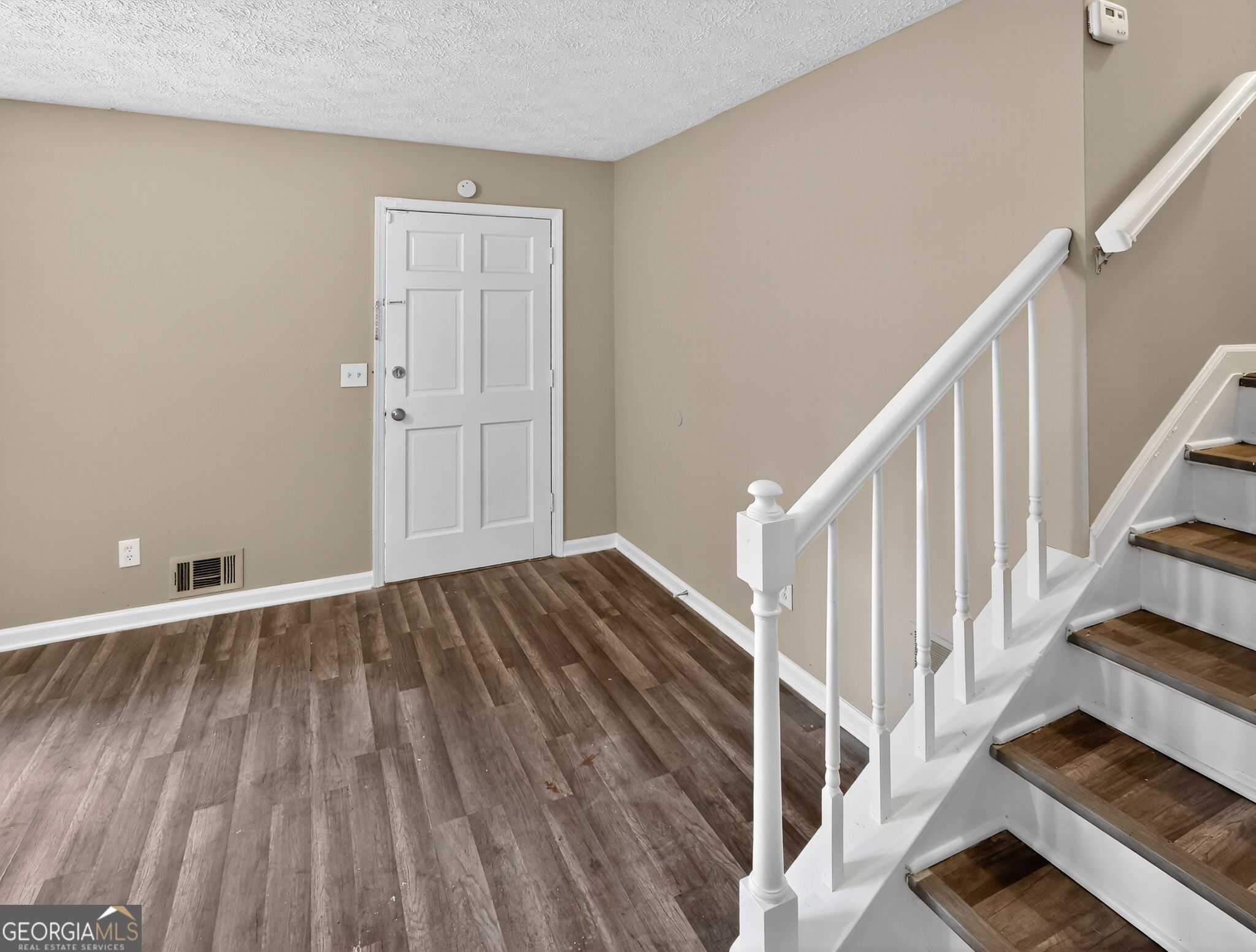4598 Ashmore Drive Property Photo 12