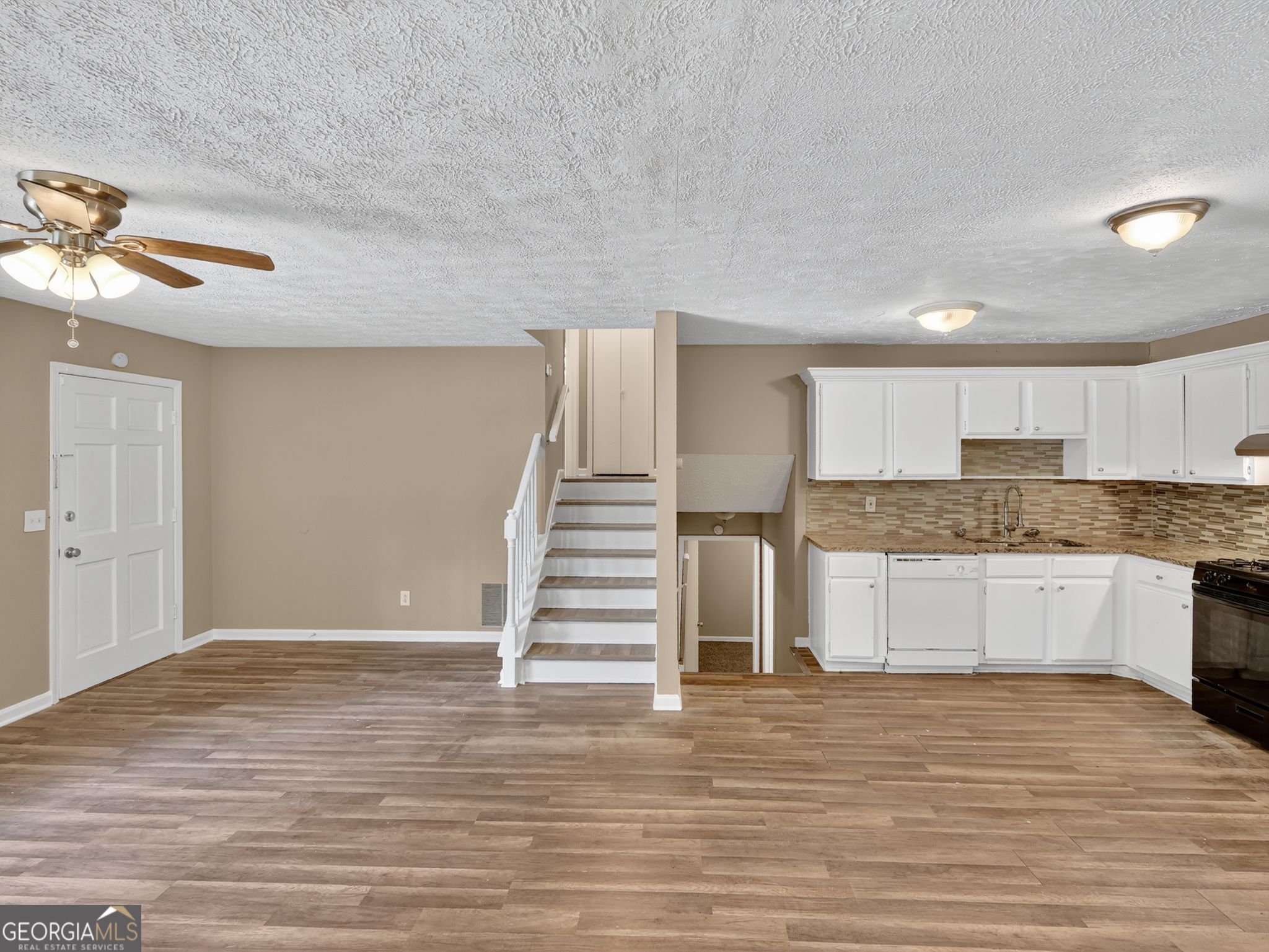 4598 Ashmore Drive Property Photo 14