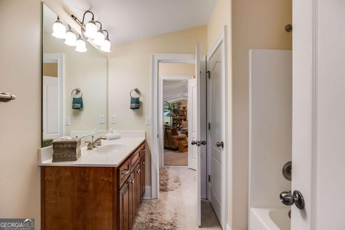 5660 Knotty Ridge Drive Property Photo 33