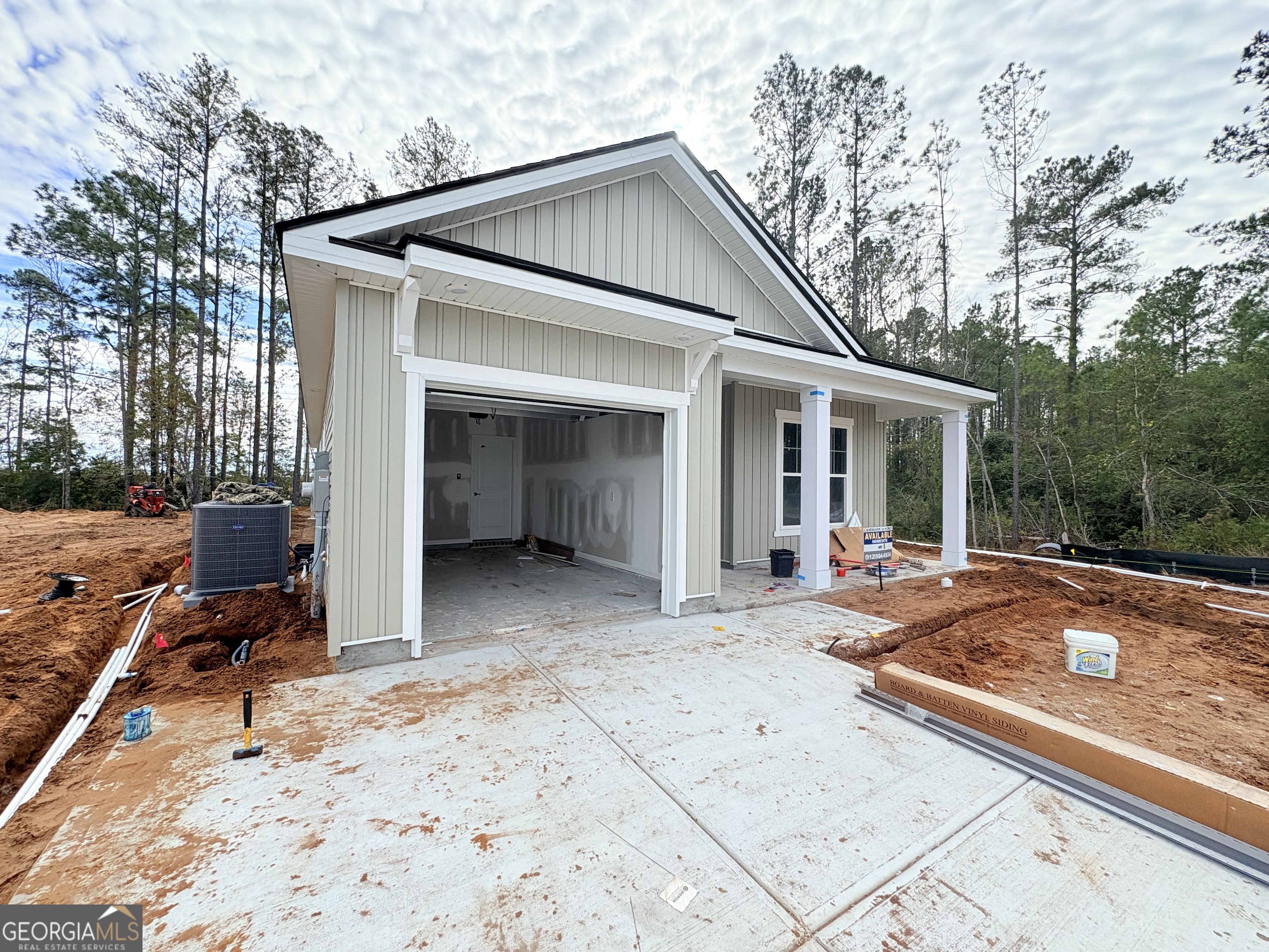371 Brook Drive Property Photo 1