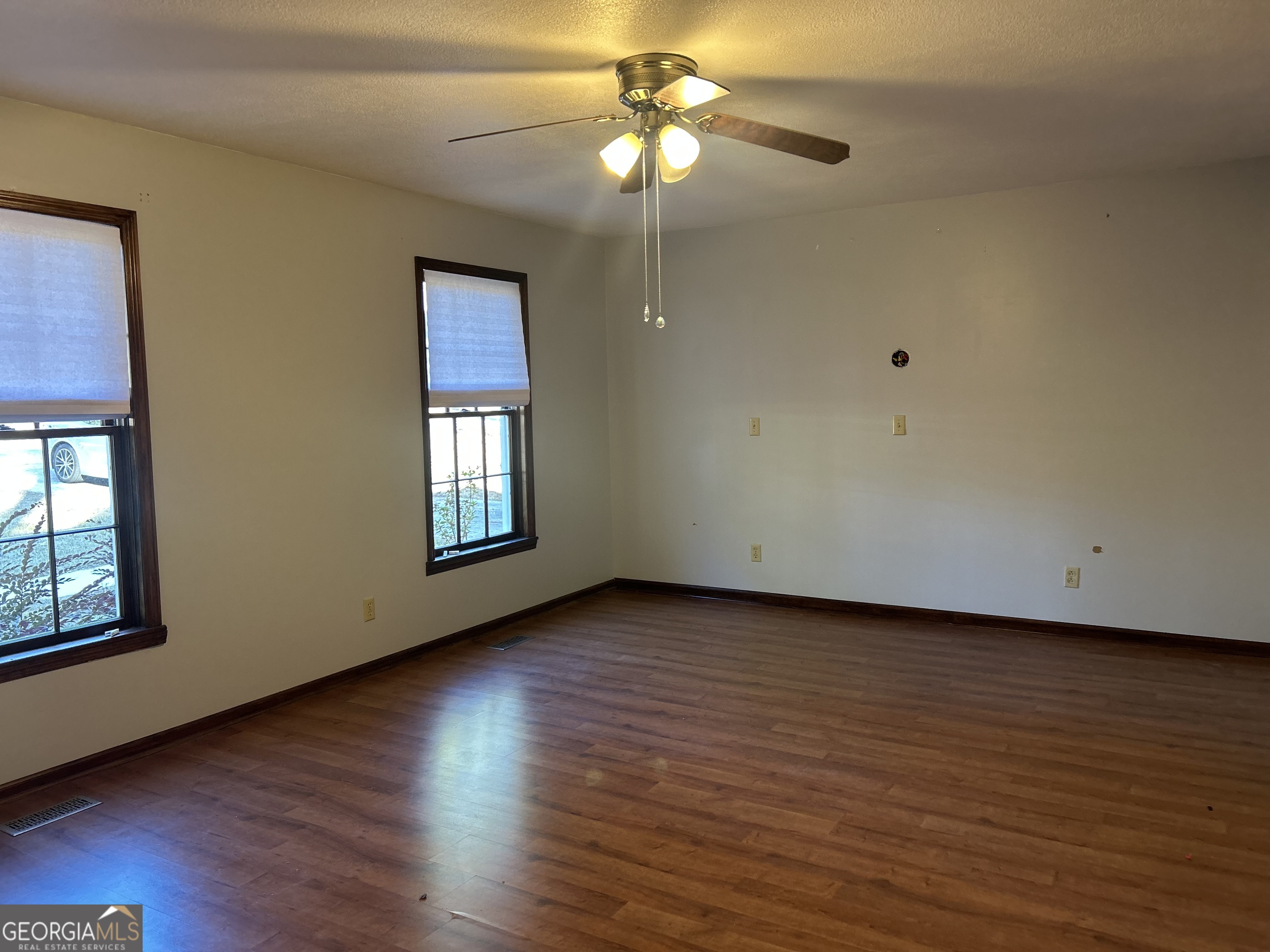 311 Overlook Drive Property Photo 11