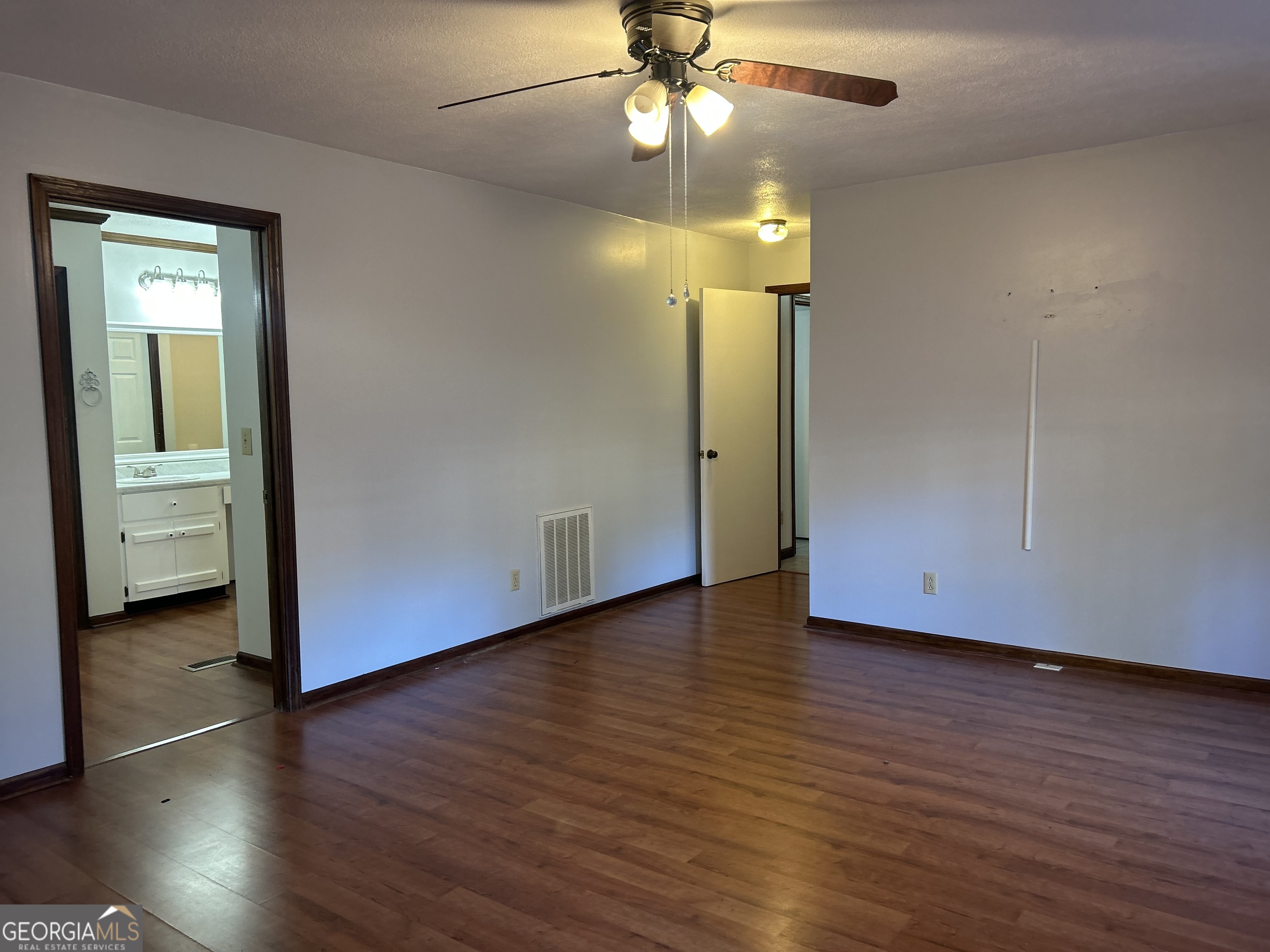 311 Overlook Drive Property Photo 12