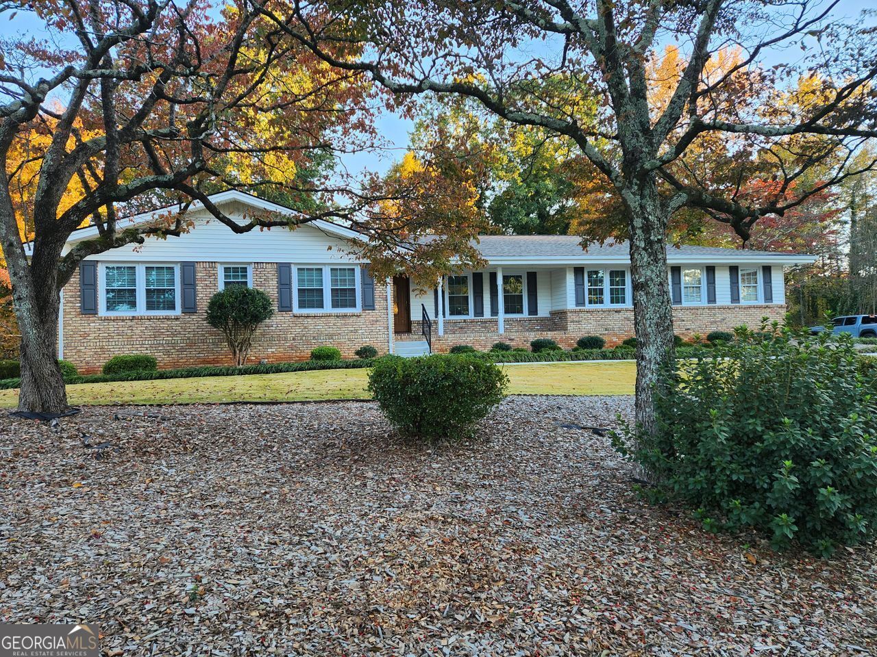 1554 COOPER LAKE Road Property Photo 1