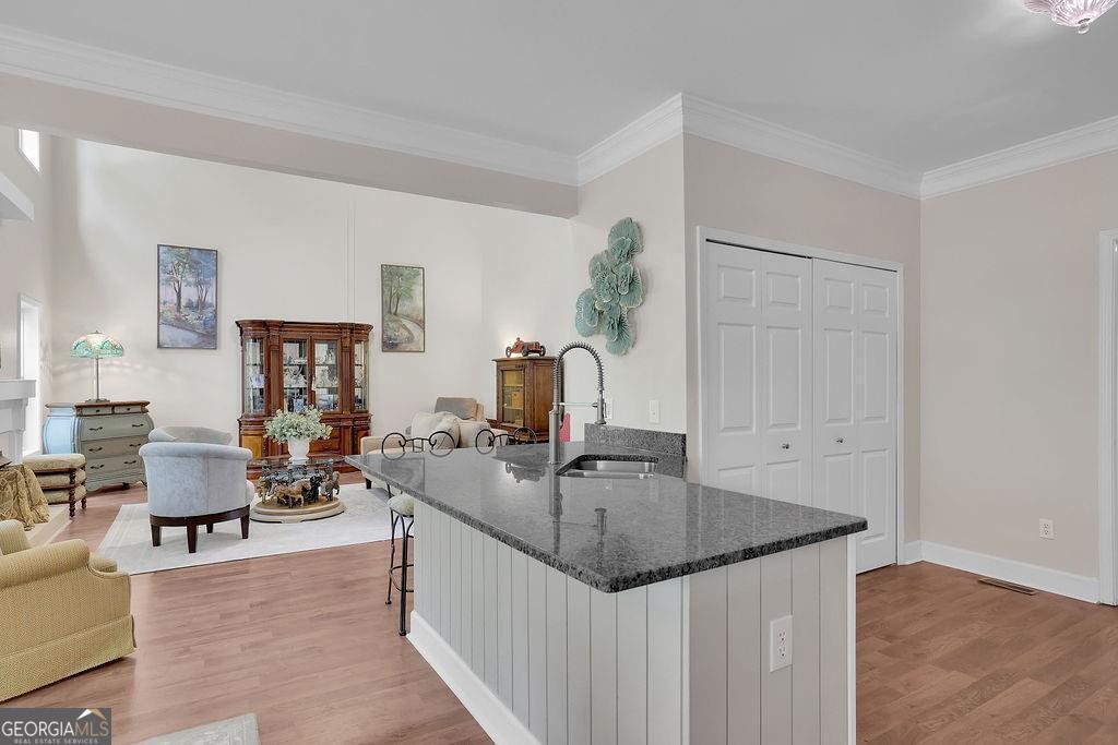 2075 Pine Tree Drive # B2 Property Photo 9