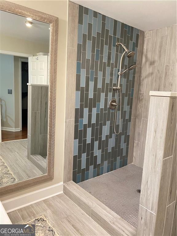 2075 Pine Tree Drive # B2 Property Photo 13