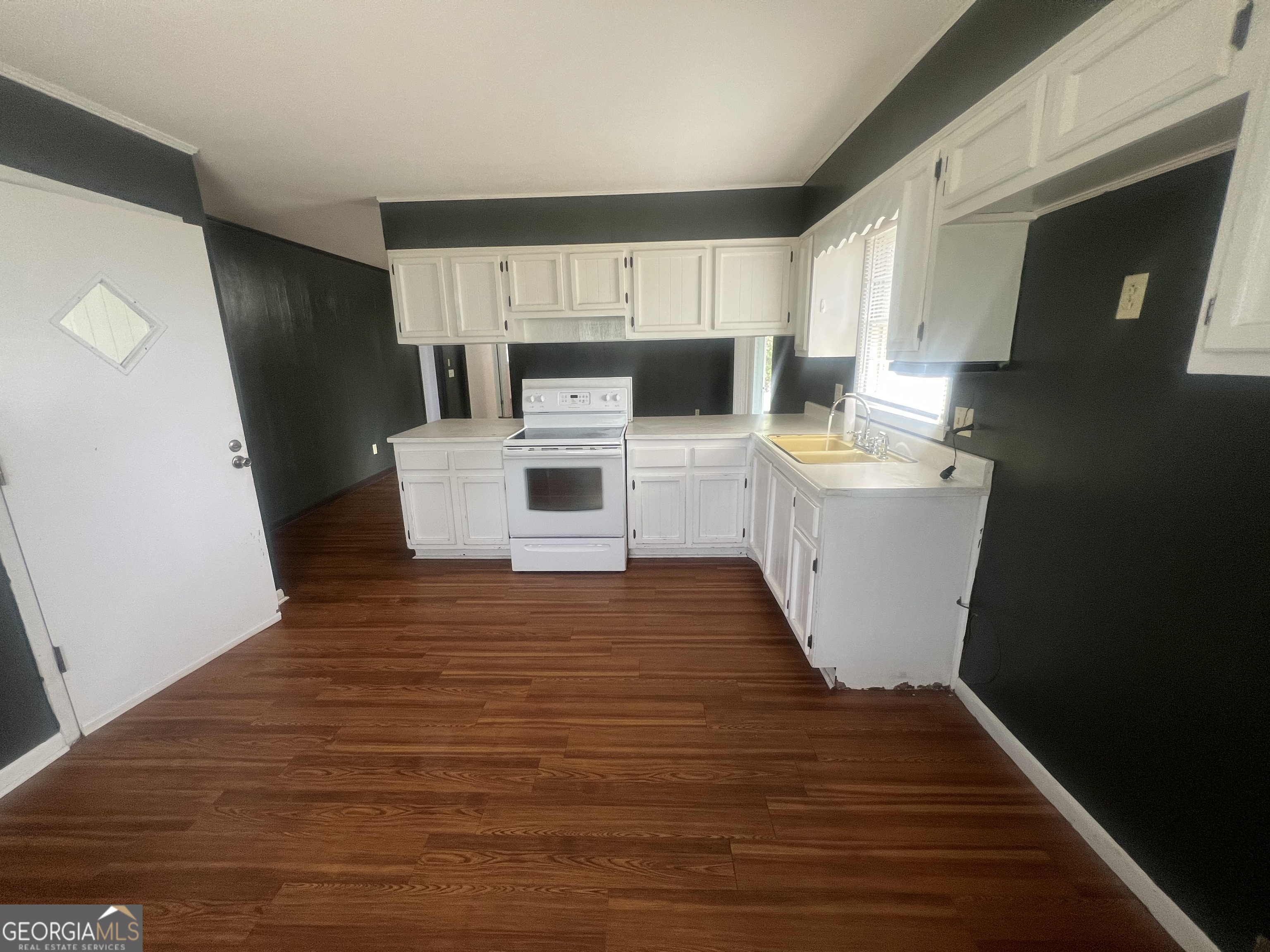 2103 Aimwell Road Property Photo 2