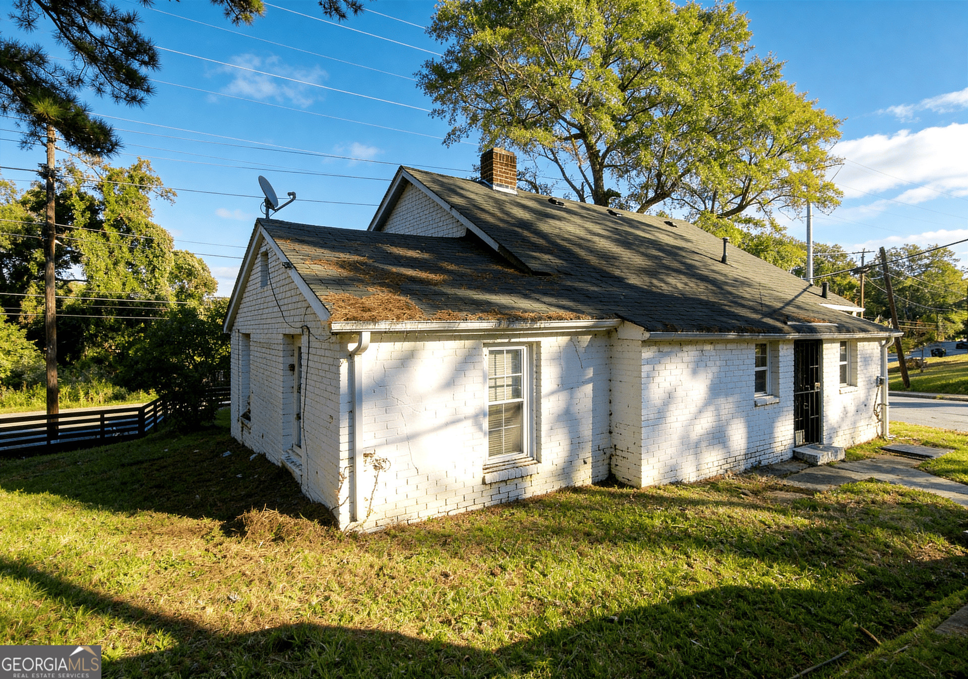 602 W Lake Avenue Nw Property Photo 6