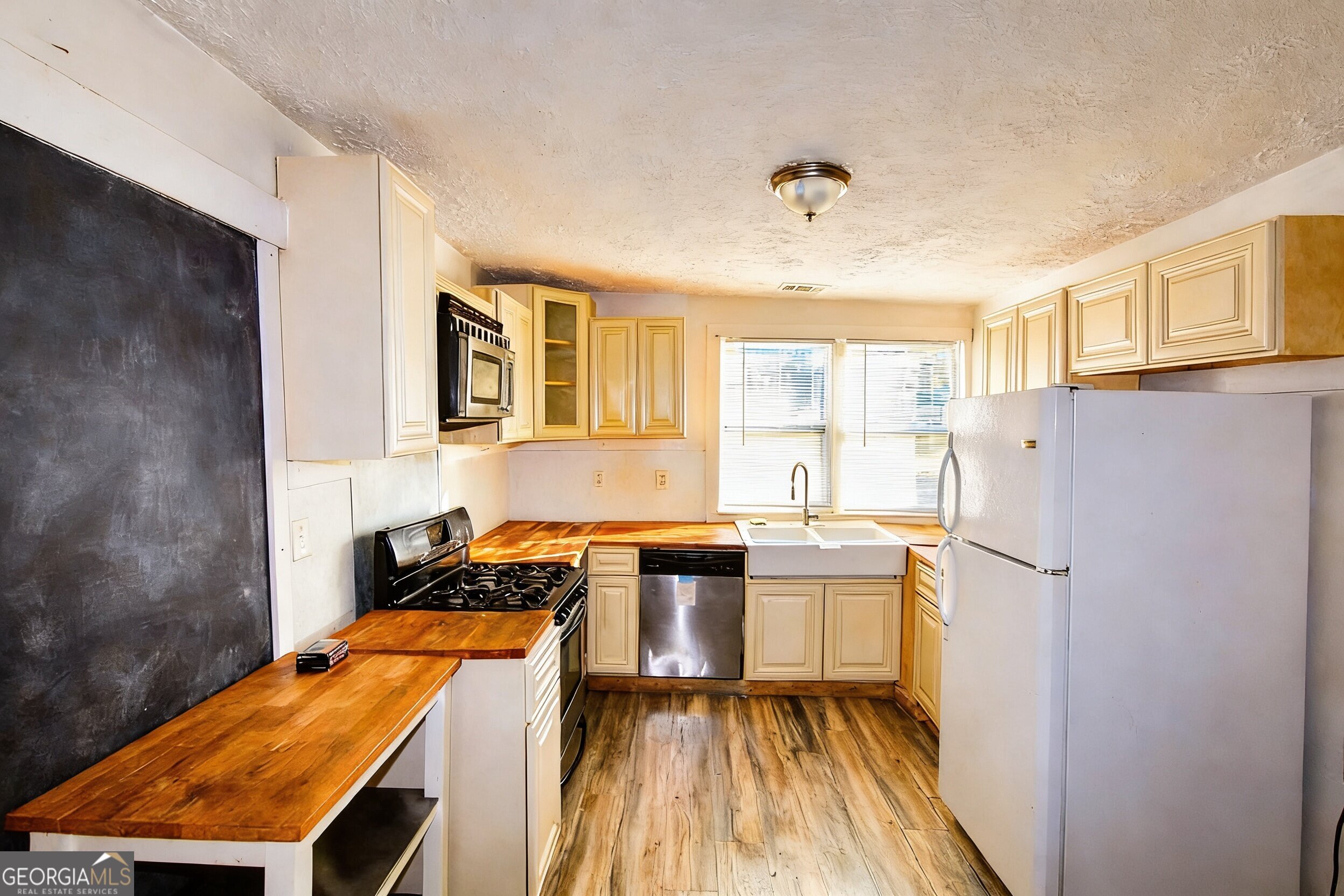 602 W Lake Avenue Nw Property Photo 14