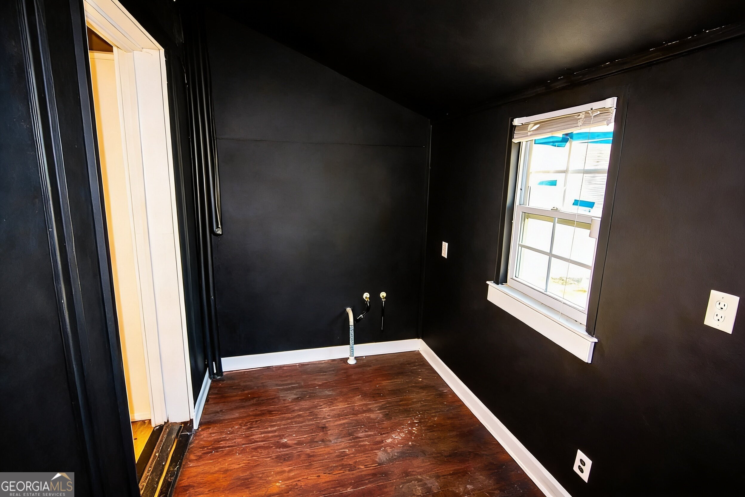 602 W Lake Avenue Nw Property Photo 16