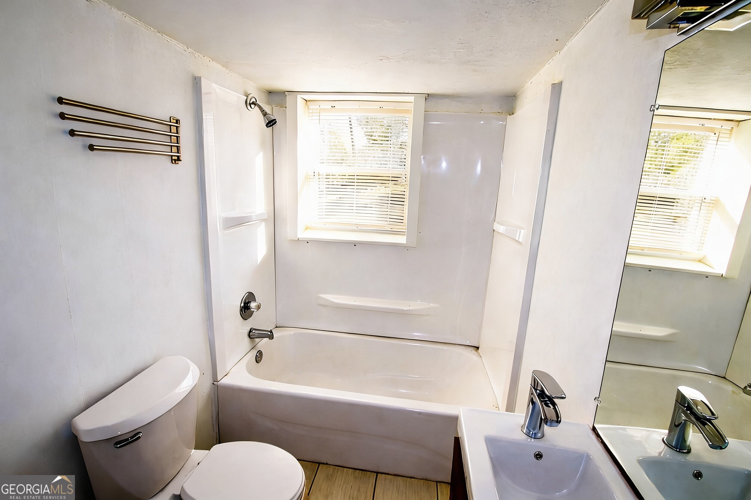 602 W Lake Avenue Nw Property Photo 17