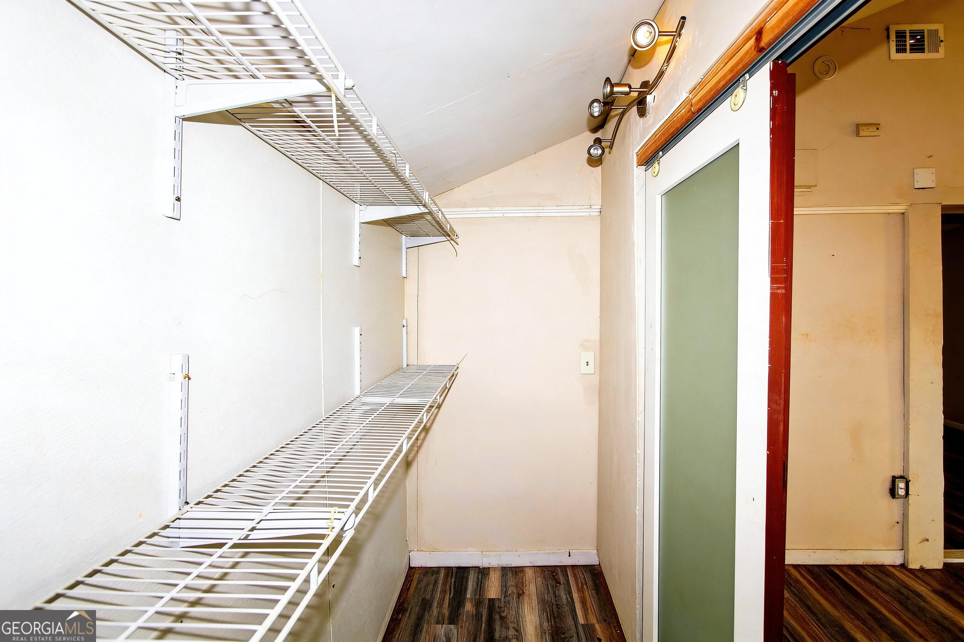 602 W Lake Avenue Nw Property Photo 21