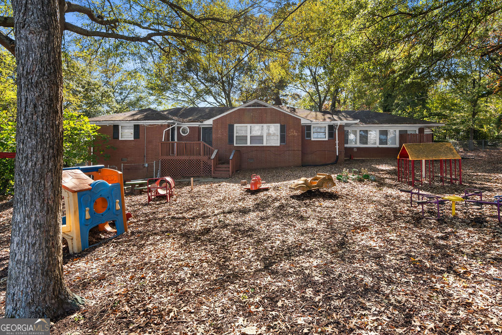 957 Astor Avenue Property Photo 1