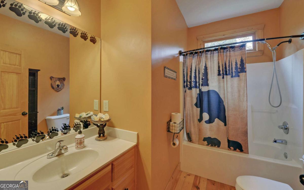 169 Wildwood Court Property Photo 17