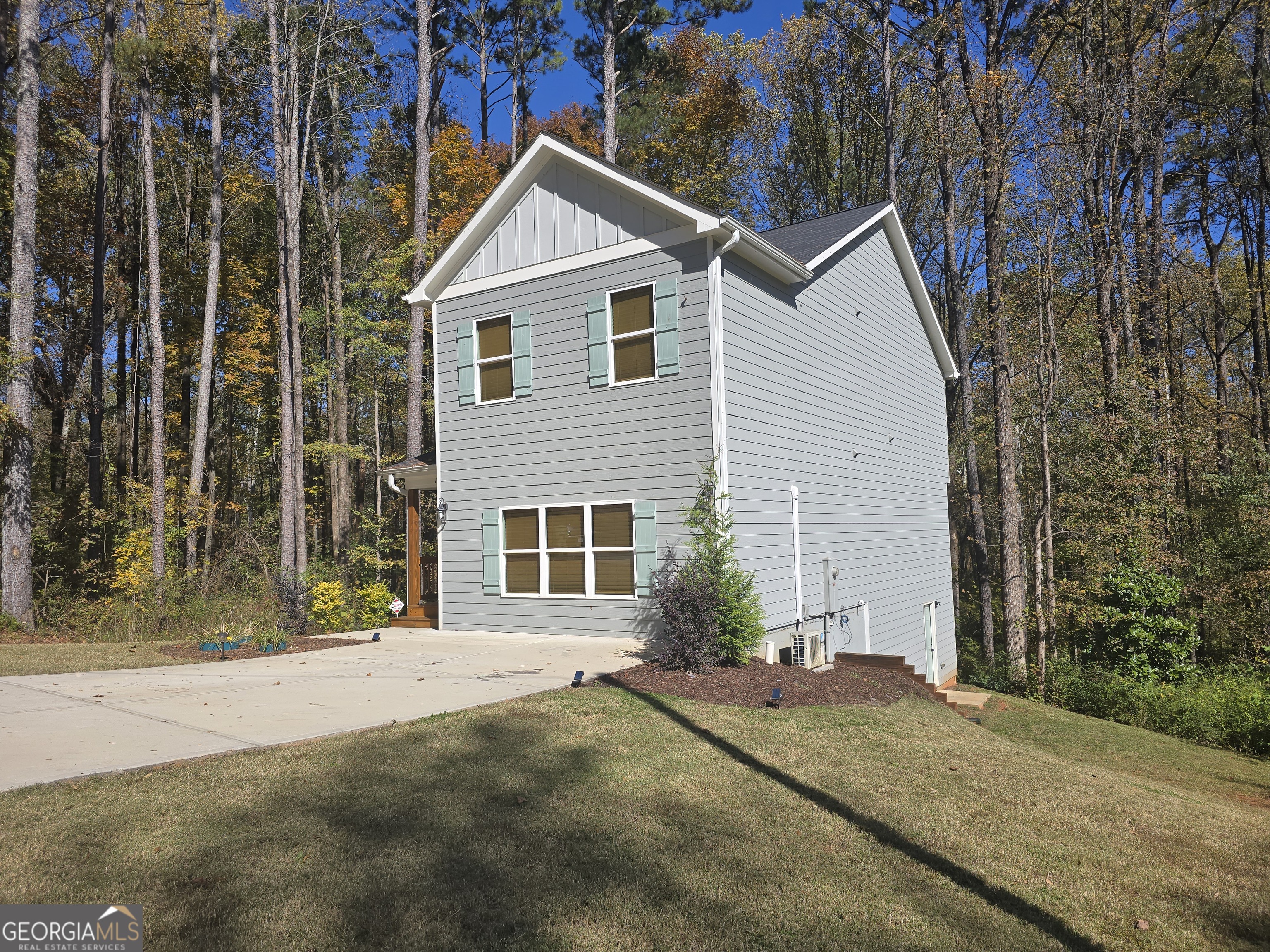 150 Mountain View Drive Property Photo 2