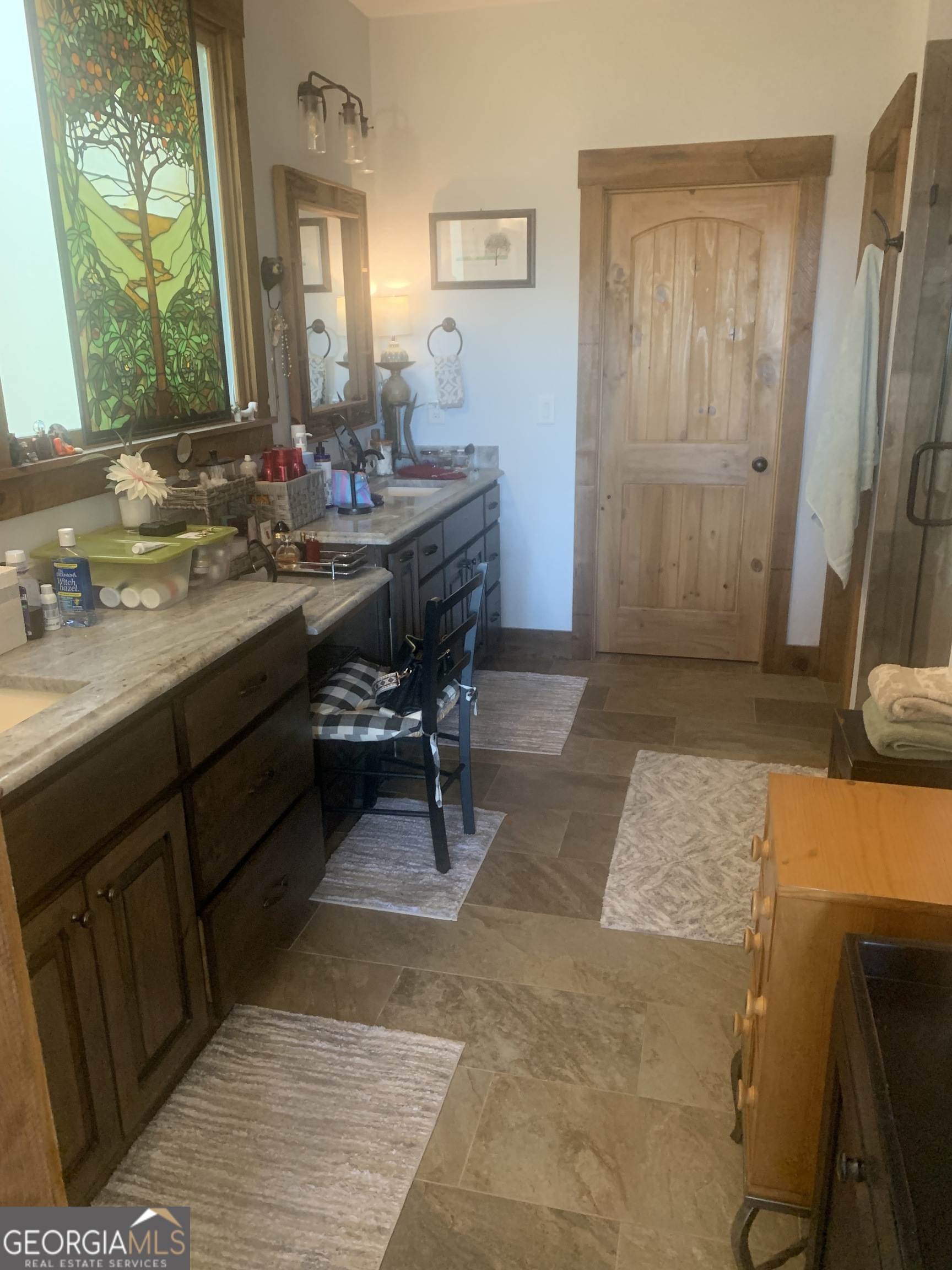 5 Upper Knoll Drive Property Photo 14
