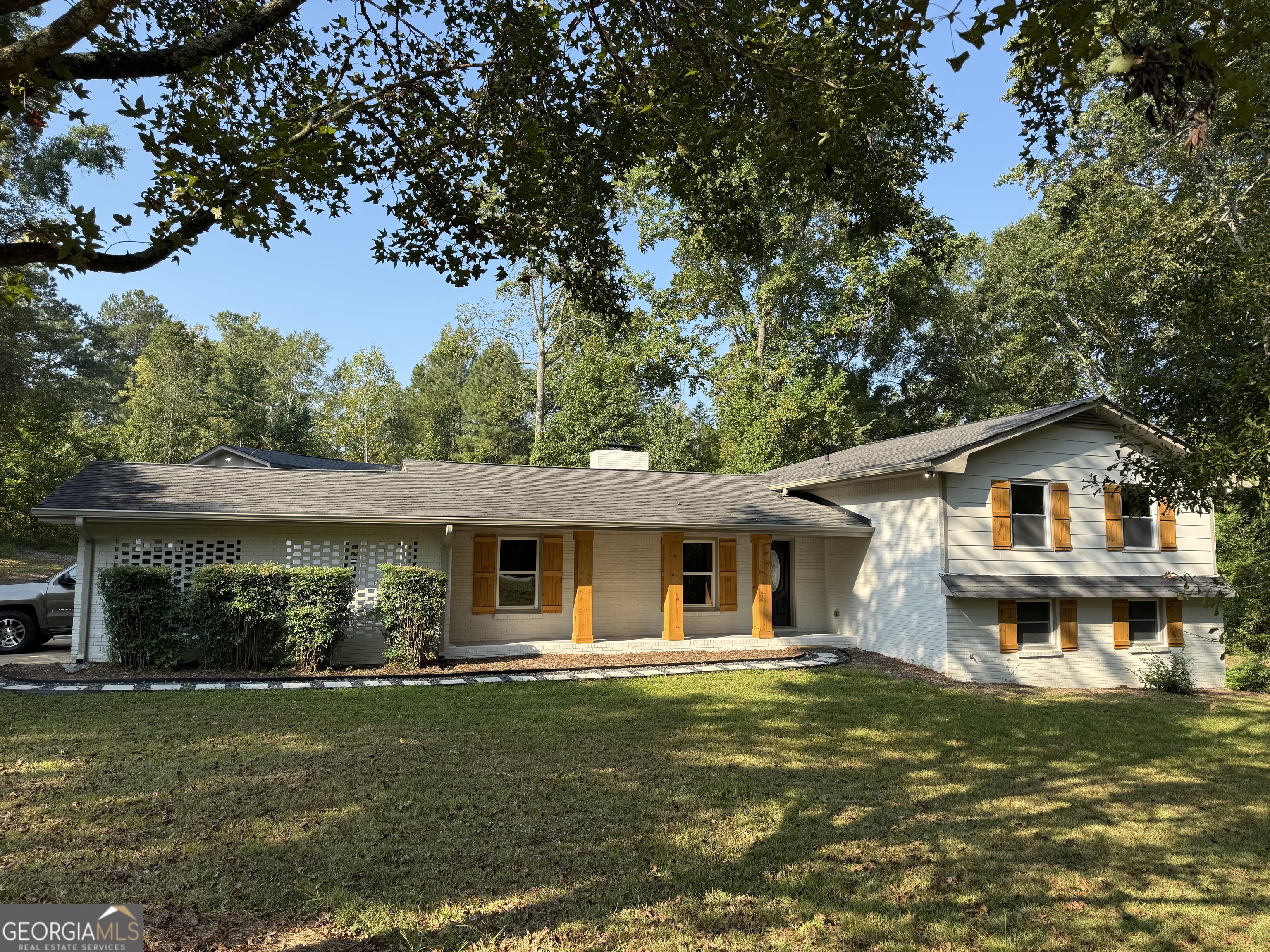 1938 Highway 212 Sw Property Photo 1