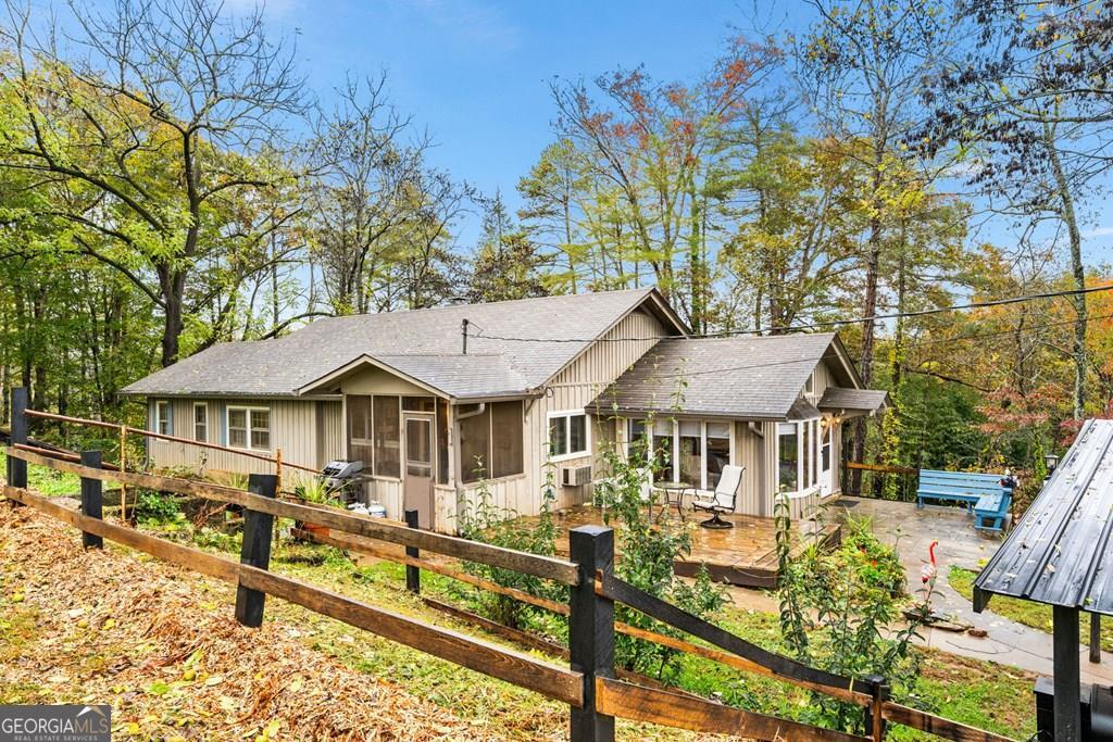 106 Settawig Road Property Photo 1