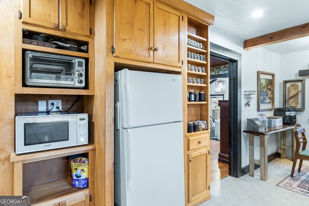 106 Settawig Road Property Photo 11