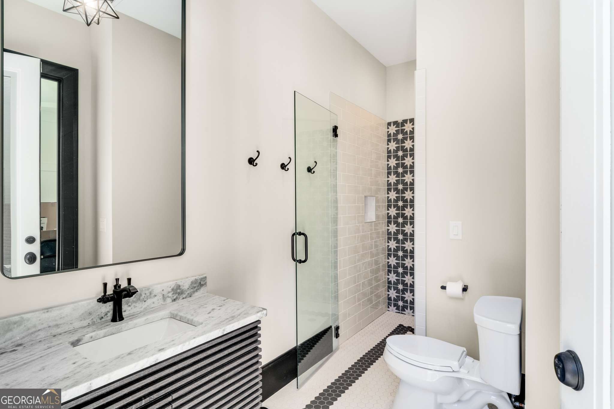 2030 Greenleffe Drive Property Photo 24