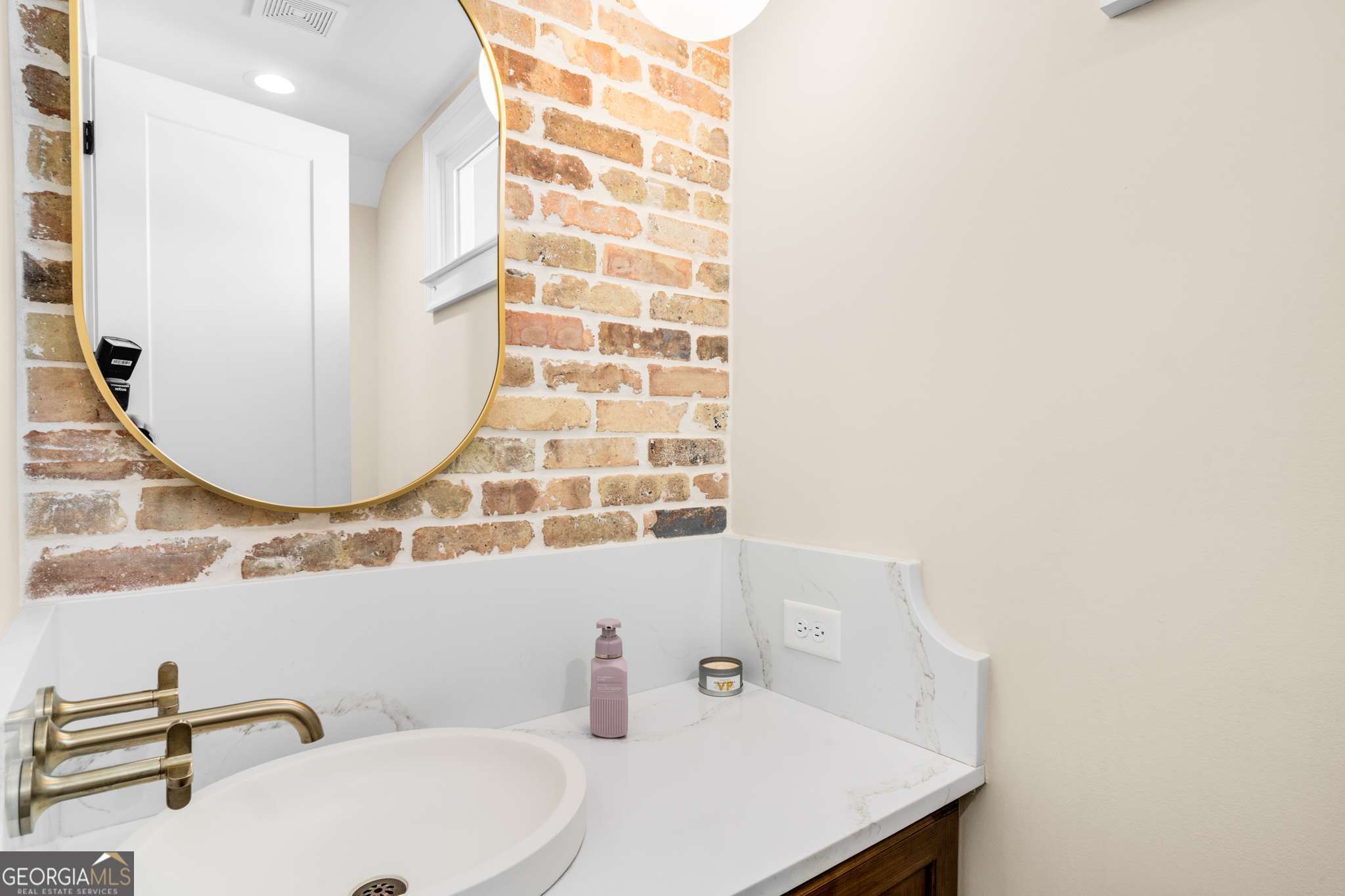 2030 Greenleffe Drive Property Photo 28