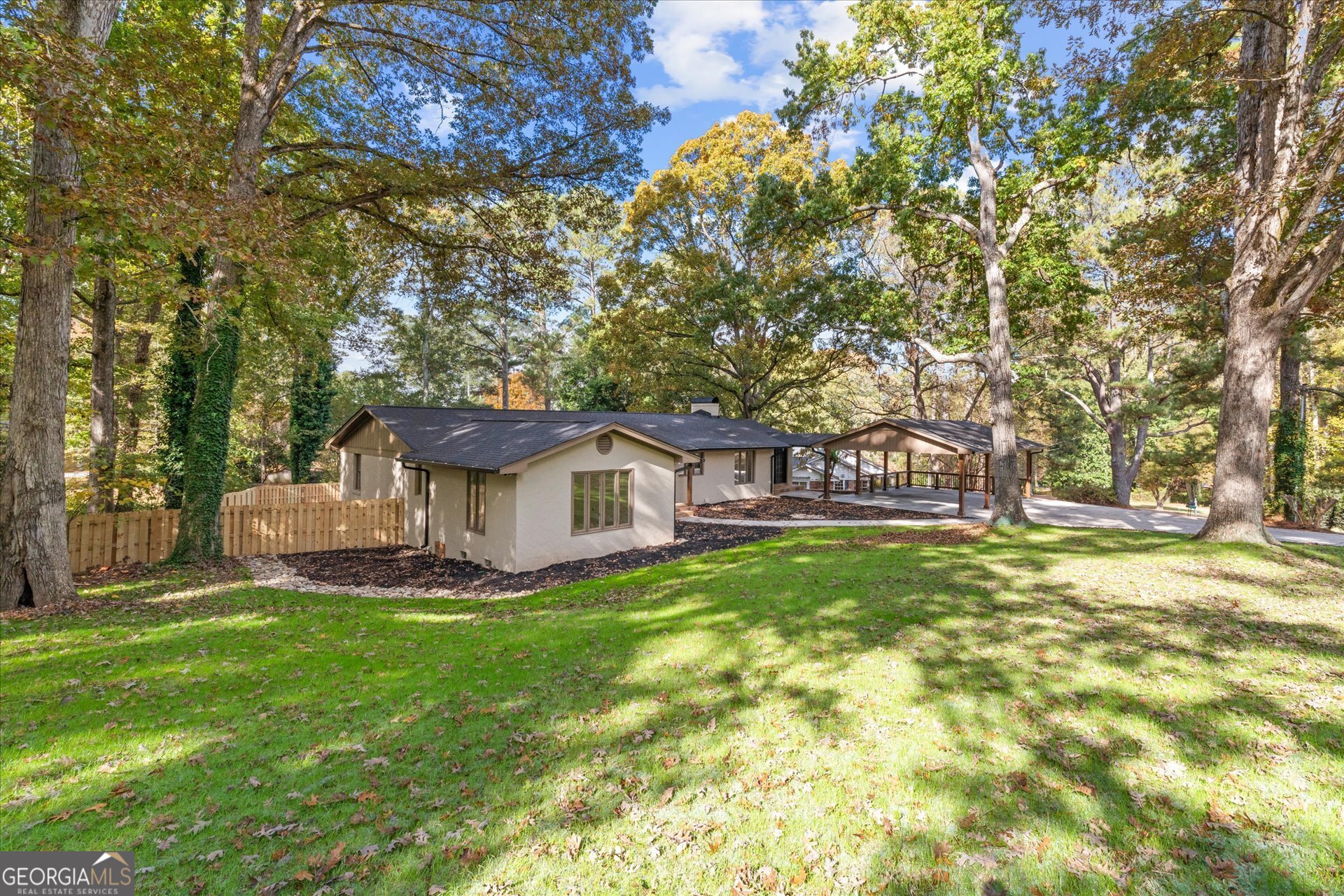 50 Azalea Trail Property Photo 5