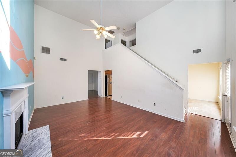 9886 Vista Circle Property Photo 5