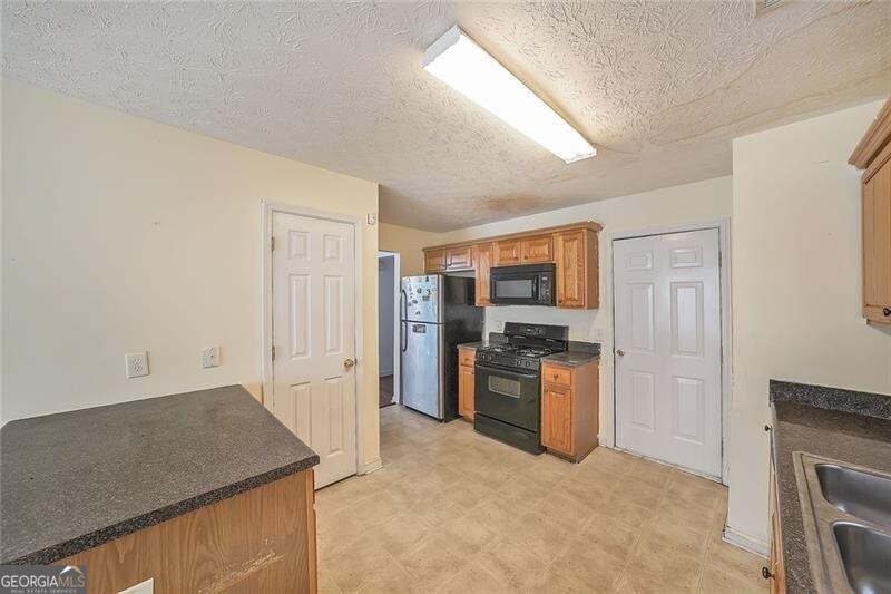 9886 Vista Circle Property Photo 10