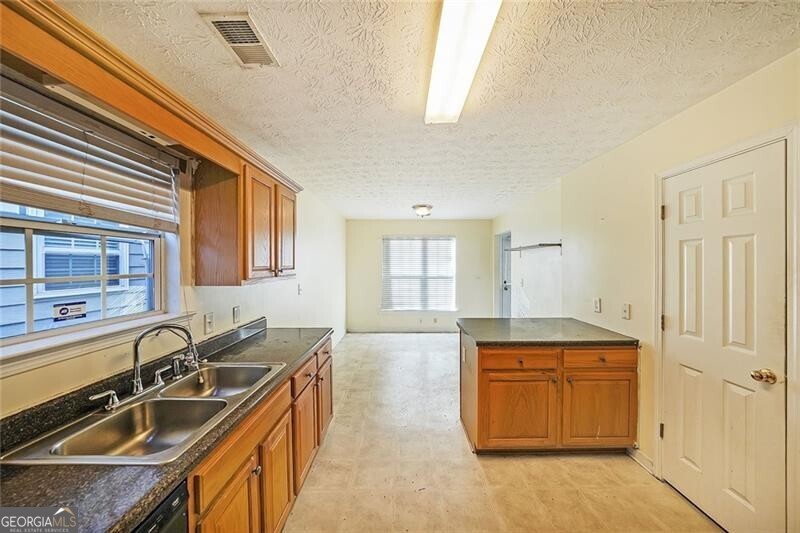 9886 Vista Circle Property Photo 11