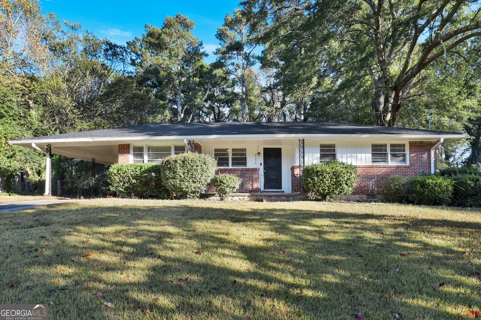 3173 Spreading Oak Drive Sw Property Photo 1