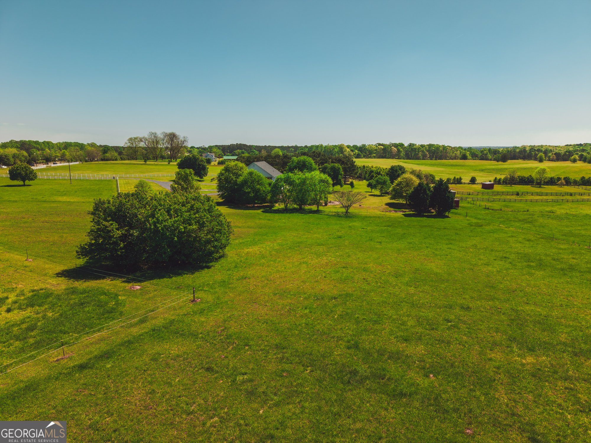 724 Teamon Road Property Photo 13