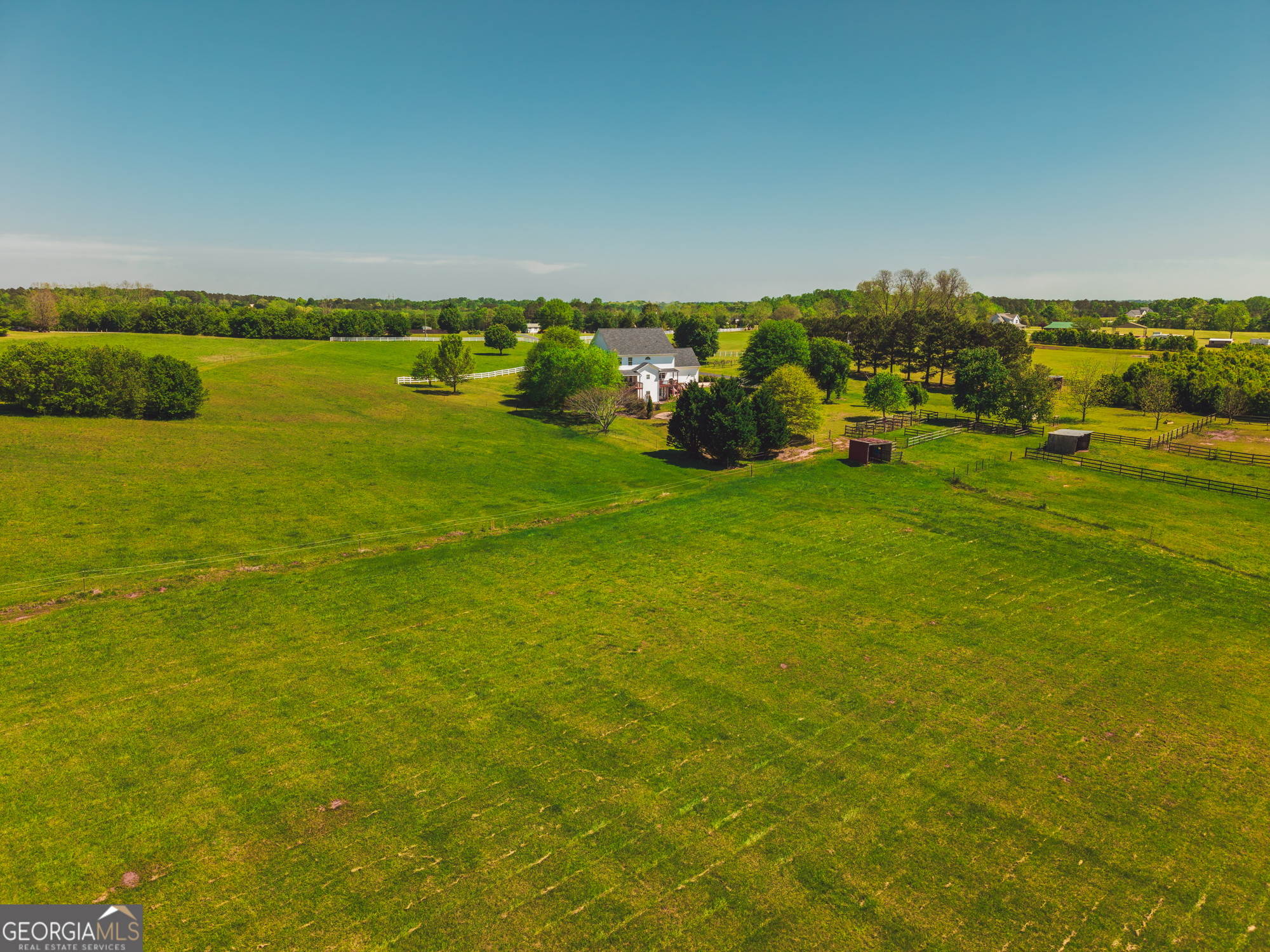 724 Teamon Road Property Photo 14