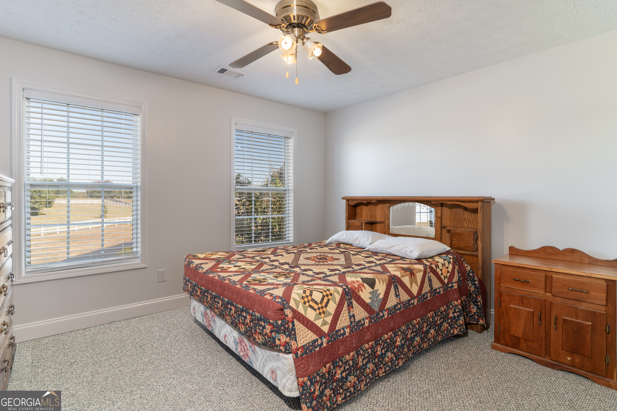 724 Teamon Road Property Photo 35