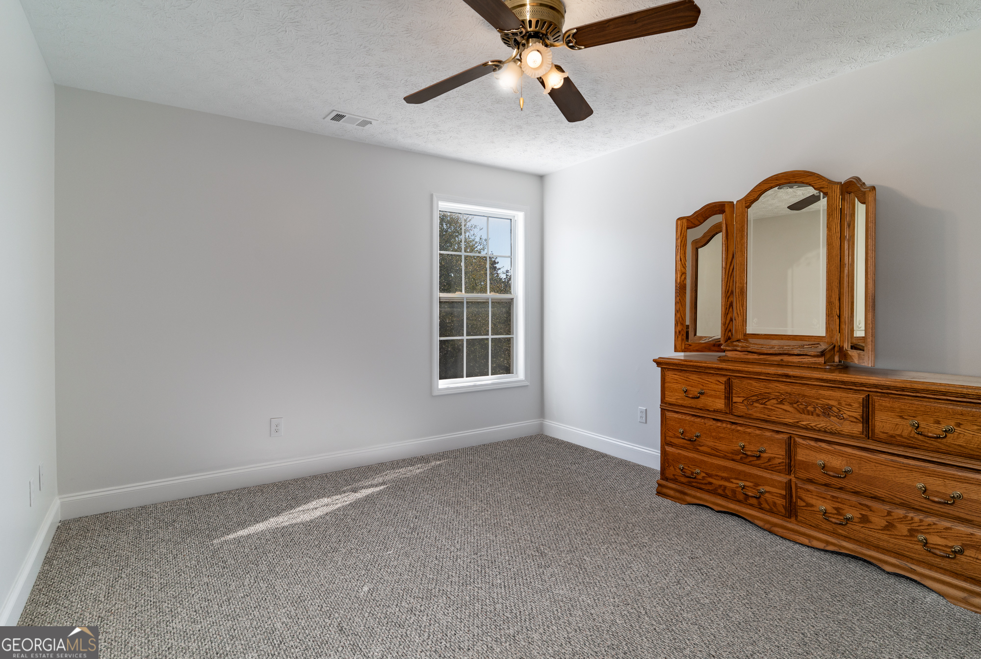 724 Teamon Road Property Photo 37