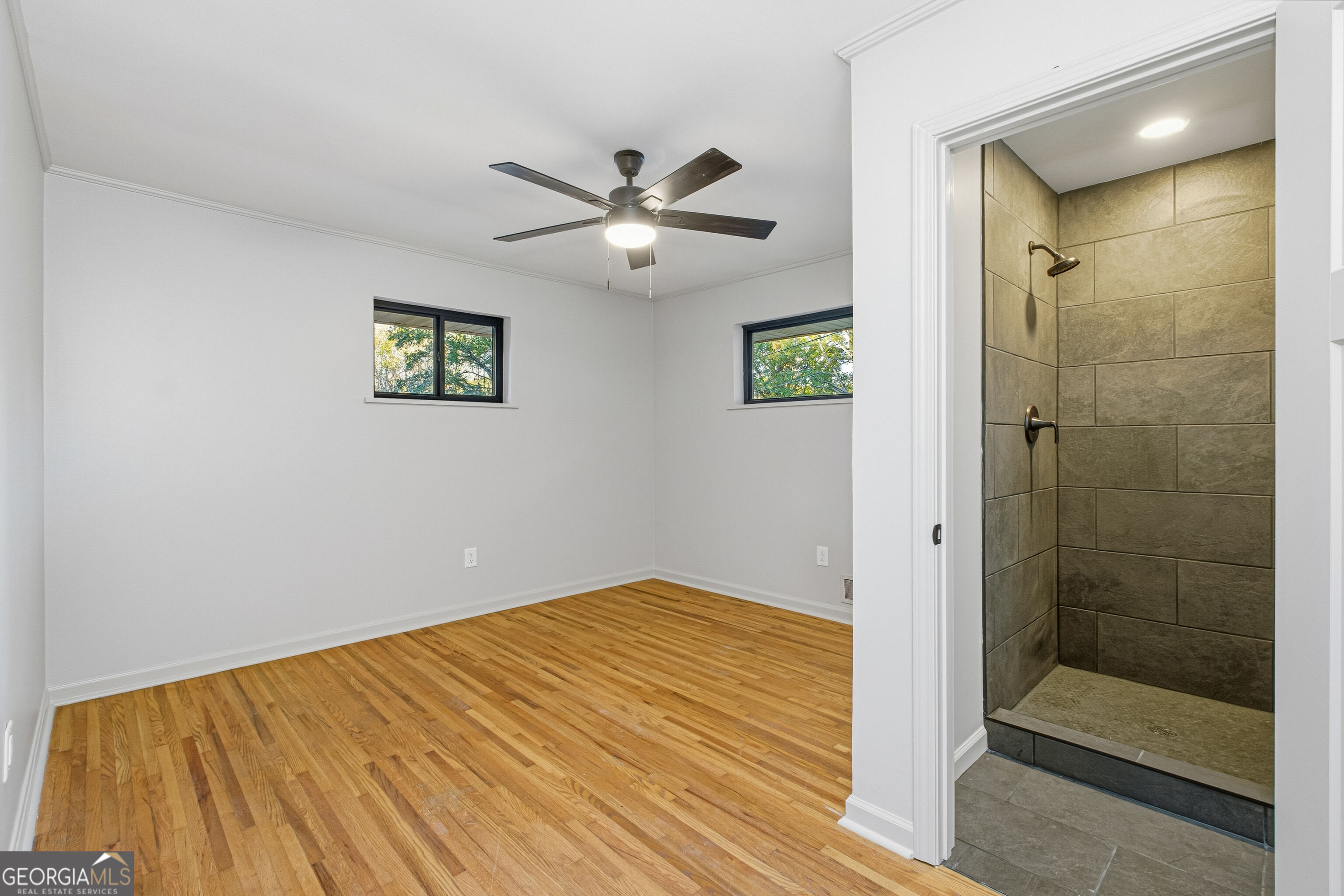 549 Park Street Place Property Photo 38