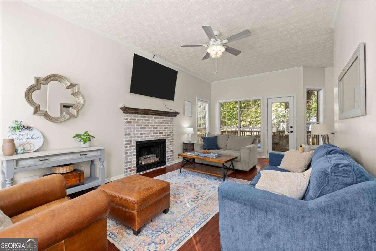 1020 Braelin Court Property Photo 6