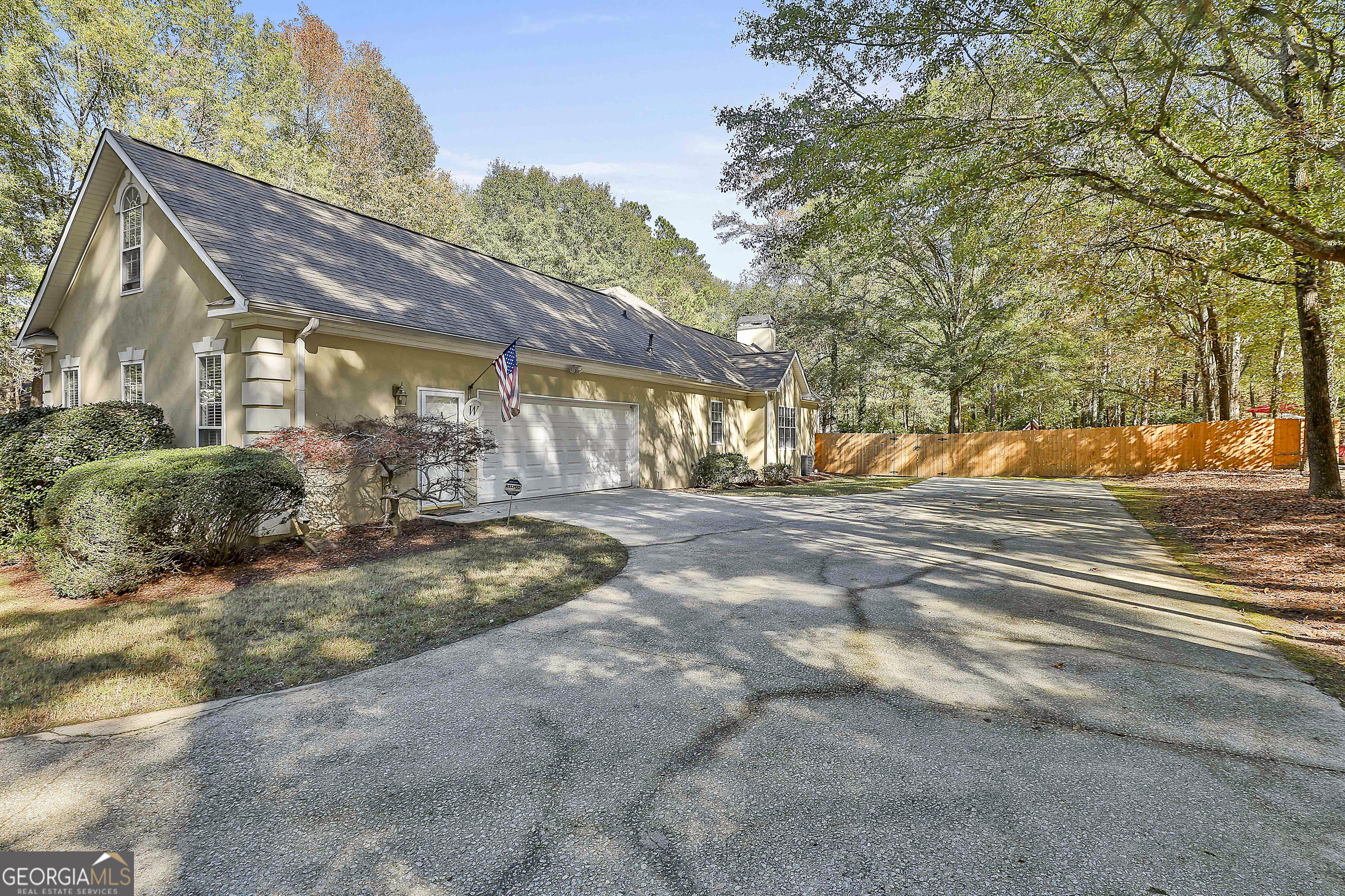 365 Pendleton Trail Property Photo 4