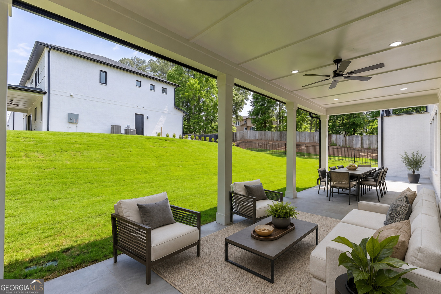 2709 Collins Hill Road Property Photo 8